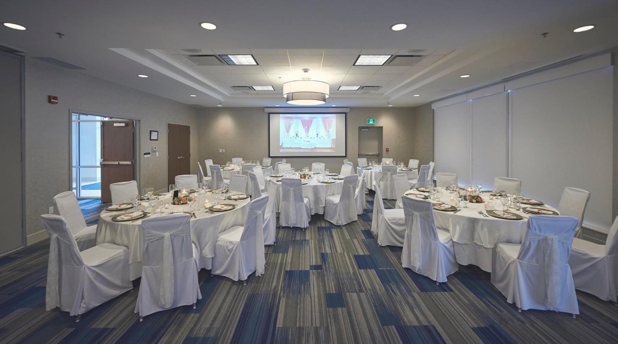 Holiday Inn Express & Suites St. John'S Airport By Ihg Экстерьер фото